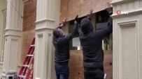 SÜPERMARKET - New York'ta Mağaza Vitrinleri Yağmalamaya Karşı Tahta Plakalarla Kapatıldı