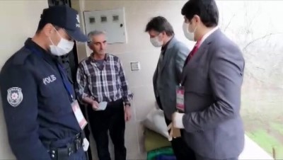 Sivas'ta 68 Yaşındaki Vatandaştan 'Biz Bize Yeteriz Türkiyem' Kampanyasına Duygulandıran Bağış
