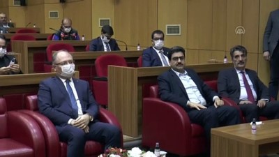 Sivas Valisi Salih Ayhan'dan 'Koronavirüsten İlk Ölüm' İddialarına Açıklama Açıklaması
