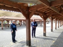 ALıŞVERIŞ - Tarihi Kentte Pazar Yeri Düzenlemeleri Yapıldı