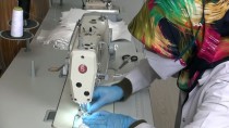 KÜLTÜR SANAT - Tatvanlı Kadınlar Sağlık Çalışanları İçin Maske Üretecek