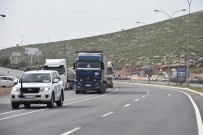 BM'den Suriye'ye 53 Tır İnsani Yardım