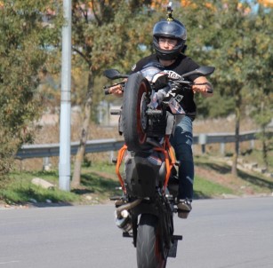 İstanbul Trafiğinde Terör Estiren 'Tek Teker Yiğit' Yakalandı