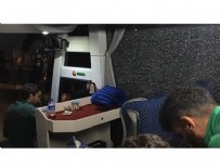 ZIRAAT TÜRKIYE KUPASı - Alanyaspor otobüsüne saldırı!