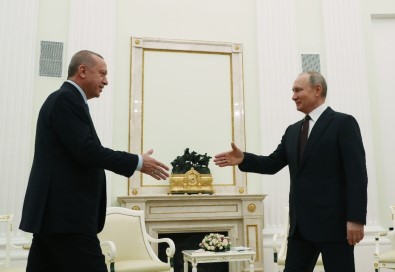 Cumhurbaşkanı Erdoğan, Rus Mevkidaşı Putin İle Görüştü