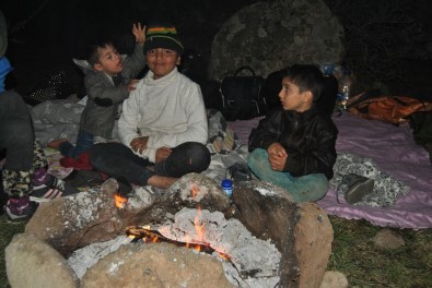 Darp Edildiler, Paraları Alındı, Sınır Dışı Edildiler Ama Vazgeçmediler