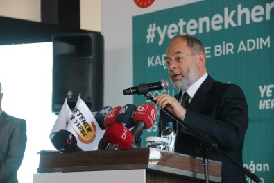 Recep Akdağ'dan CHP'li Engin Özkoç'a Sert Tepki Açıklaması