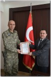 TSK'dan Genel Sekreter Sümer'e Takdirname
