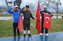 Türk Bayrağıyla İstanbul'dan Çanakkale'ye Yürüyor
