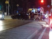 Bursa'da Trafik Kazası Açıklaması 2 Yaralı