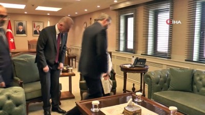 Diyanet İşleri Başkanı Erbaş'tan Vali Gül Ve Başkan Şahin'e Ziyaret