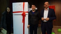 'Evlilik Okulu' Finalinde Genç Çiftler Ödüllendirildi