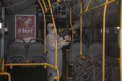 Mersin'de Otobüsler Dezenfekte Ediliyor