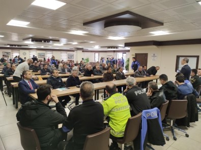 Polis Vatandaşlar 'Huzur Toplantısında Buluştu