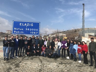 BEÜ Kızılay Öğrenci Topluluğu Elazığ'daki Minik Kalplere Dokundu