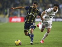İSTIKLAL MARŞı - Fenerbahçe'nin düşüşü devam ediyor