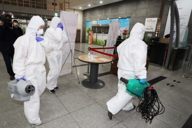 Güney Kore'de Virüs Nedeniyle Ölü Sayısı 46'Ya Yükseldi