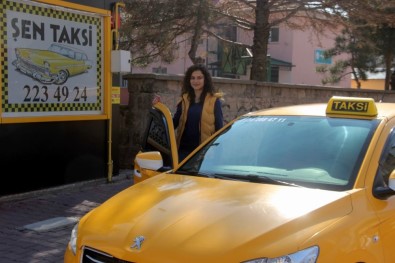 (Özel) Kayseri'nin Kadın Taksicisi Hüsne Açıklaması 'Kadınlar Dünyayı Yönetebilecek Güçte'
