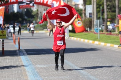 Alanya'da 20. Atatürk Koşusu Yapıldı