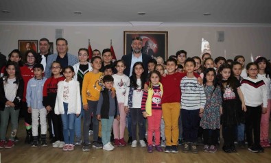 Bayraklı'da Çocuk Meclisi Kuruluyor