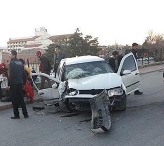 Kırşehir'de Otomobilin Devrildi Açıklaması 1 Ölü