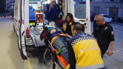 Bursa'da Motosiklet Sürücü Ağır Yaralandı