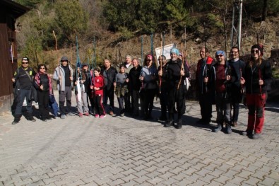 Gezen Tilki Yürüyüş Grubu Akşehir'i Ziyaret Etti