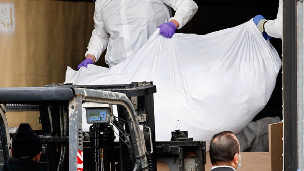 Ölüm parkı! Yan yana dizildiler...