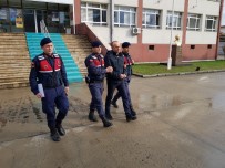 BEYAZ EŞYA - Bolu'da, 6 Eve Girerek Hırsızlık Yapan 4 Şahıs Adliyeye Sevk Edildi