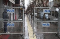 OKTAY KALDıRıM - Elazığ'ın İşlek Caddelerinde Korona Virüs Önlemi Arttırıldı