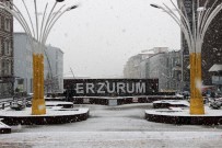 YAĞAN - Erzurum'a Nisan'da Kar Yağdı
