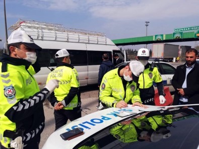 Sakarya'da Korona Virüs Tedbirlerine Uymayan Dükkan Ve Vatandaşlara Ceza Yağdı