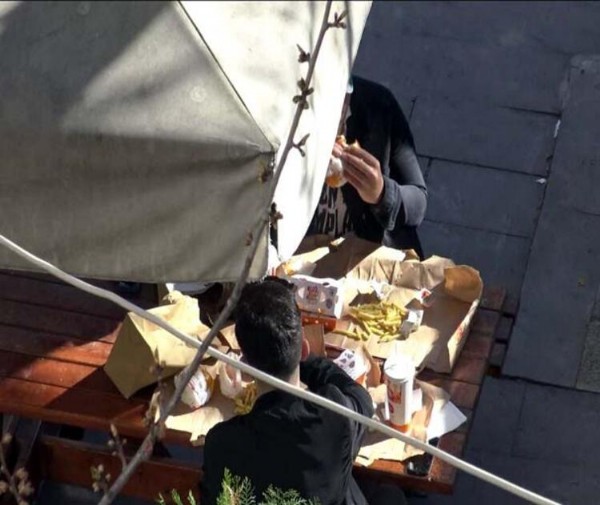 Parkta akılalmaz anlar!