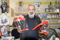 Burdur Esnafı Kendi Maskesini Şeffaf Dosyadan Yaptı