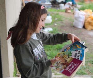 İlkokul Öğrencisi Aleyna Başkan Örki'den Kitap İstedi