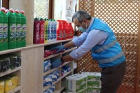 Sarıyer'deki Camide Korona Virüsten Etkilenen Vatandaşlara Erzak Yardımı