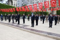 Sosyal Mesafeli Polis Haftası Kutlaması