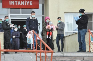 Yüksekova'da Korona Virüsü Tedavisi Gören 3 Hasta Taburcu Oldu