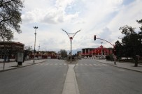 Erzincan'da Belirli Saatlerde Dörtyol Cumhuriyet Meydanına Araç Girişine Kısıtlama Getirildi
