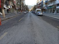 Malatya'da Cadde Ve Sokaklar  Boş Kaldı
