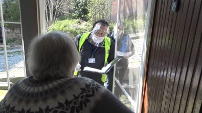 Kartal Belediyesi Sosyal Yardım Ücretlerini Adreslere Dağıtıyor