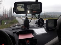 Jandarma Hız Yapan Araçlara Acımadı