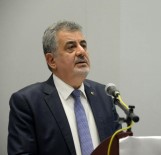 İzmir'de Eczanelerden Ücretsiz Maske Temini Başladı