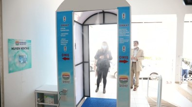 Marmaris'te Hijyen Tüneli Kurumlara Takılmaya Başladı