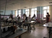 Silopi'de Lise Öğrencileri Maske Üretiyor Haberi