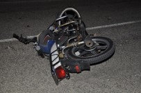 Şuhut'ta Motosiklet Tıra Arkadan Çarptı Açıklaması 1 Ölü