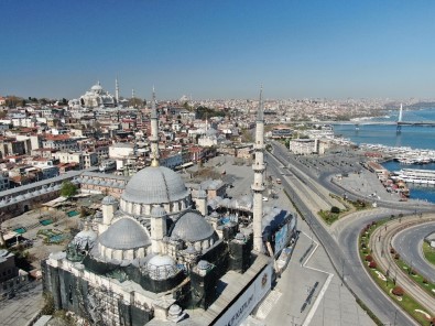 İstanbul'da Tarihi Meydanların Boş Hali Havadan Görüntülendi