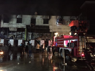 Trabzon'da Balık Fabrikasının Soğuk Hava Deposunda Çıkan Yangın Söndürüldü
