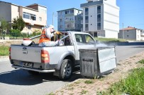 Çayırova'da Çöp Konteynerleri Dezenfekte Edildi