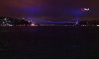 OTIZM - Fatih Sultan Mehmet Köprüsü Maviye Büründü